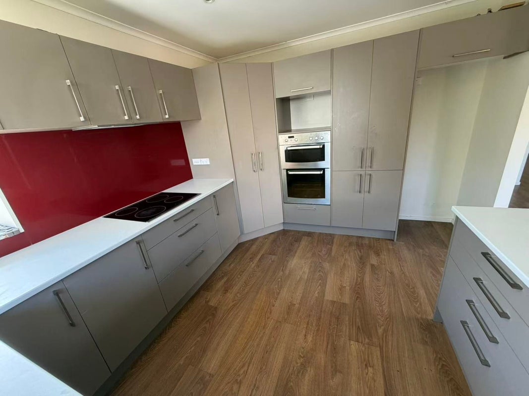 163 Walter Strevens Drive, Conifer Grove, Takanini - Carousel 2