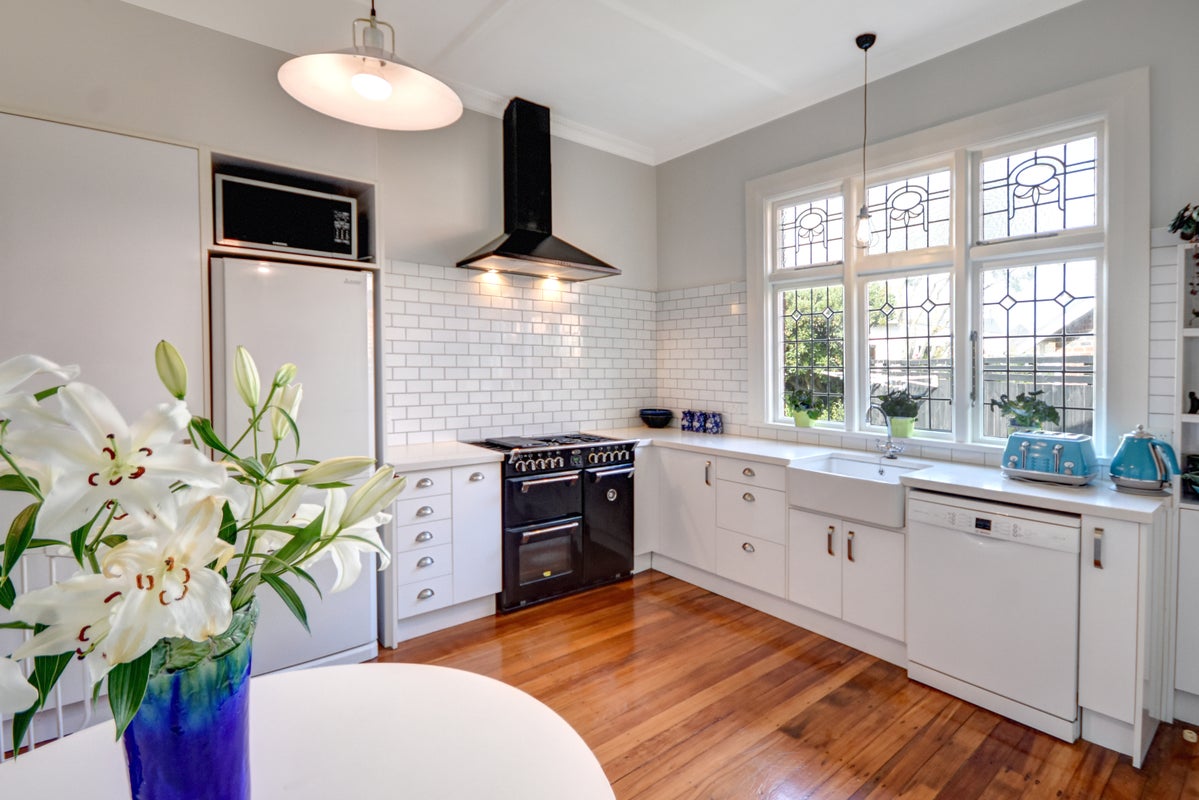 42 Ings Avenue, Saint Clair, Dunedin - Carousel 2