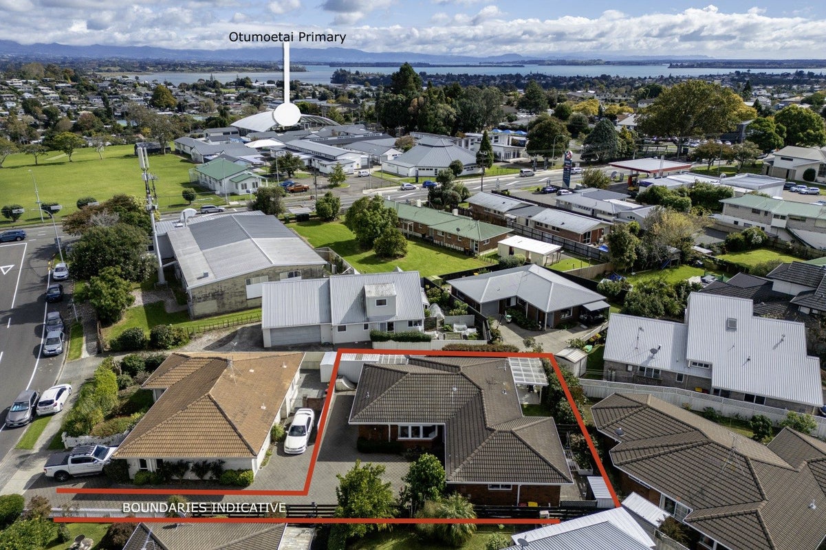 14B Darraghs Road, Brookfield, Tauranga - Carousel 2