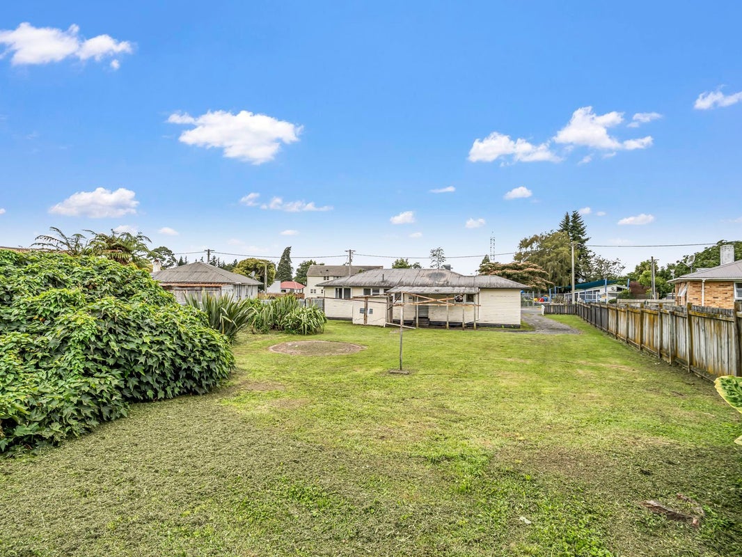12A Bellingham Crescent, Fordlands, Rotorua - Carousel 1