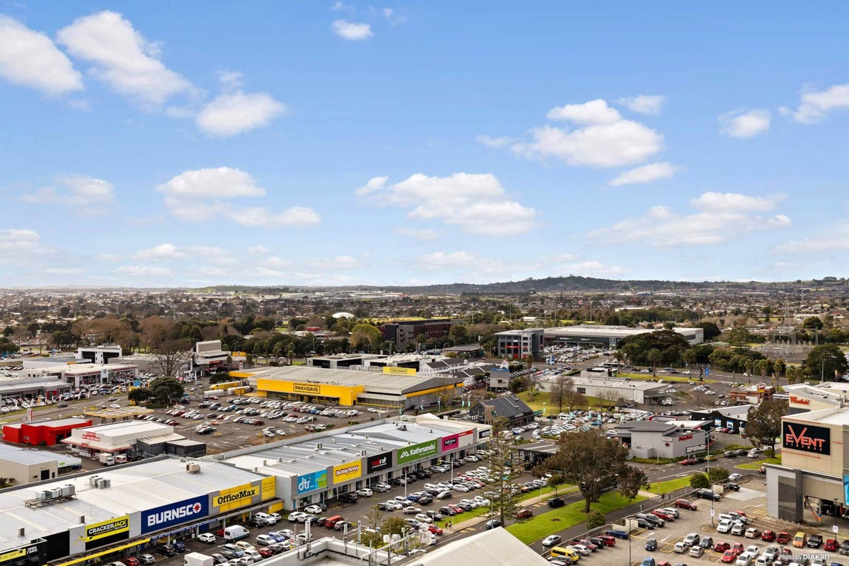 1503/17 Osterley Way, MANUKAU, AUCKLAND - Carousel 2