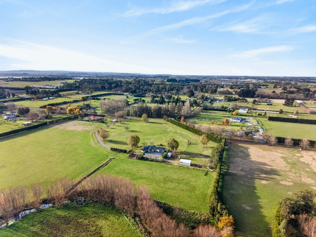 59 Ru Collin Road, Bridge Pa, Hastings - Carousel 23