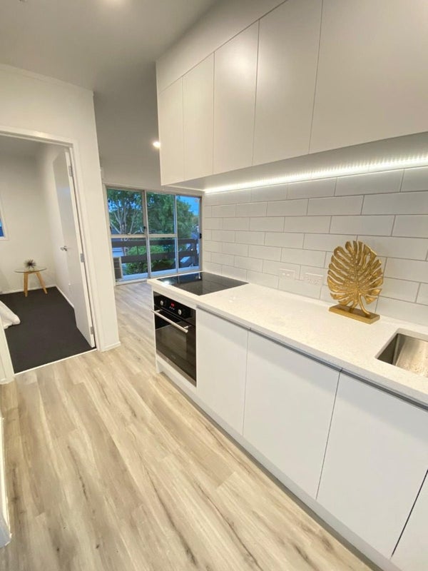6/17 Houghton Street, Meadowbank, Auckland - Carousel 1