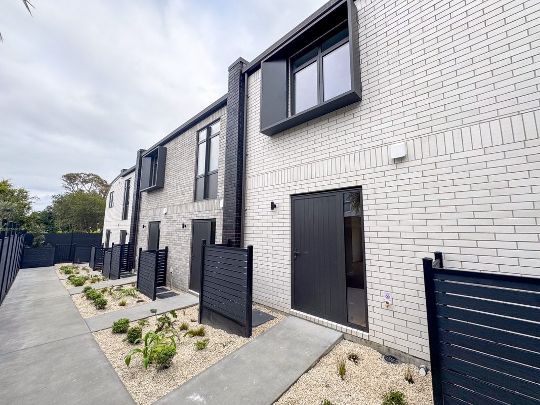 6/6 James Street, Bayview, Auckland - Carousel 13