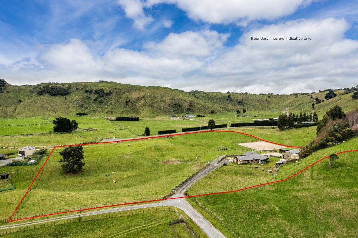 40 Katelyn Place, Kinloch, Taupo - Carousel 28