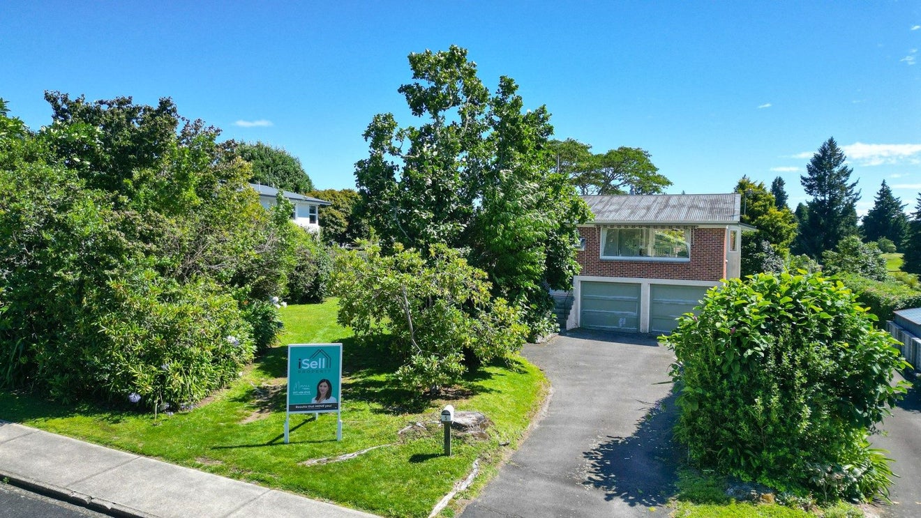 5 Simmonds Crescent, Springfield, Rotorua - Carousel 1