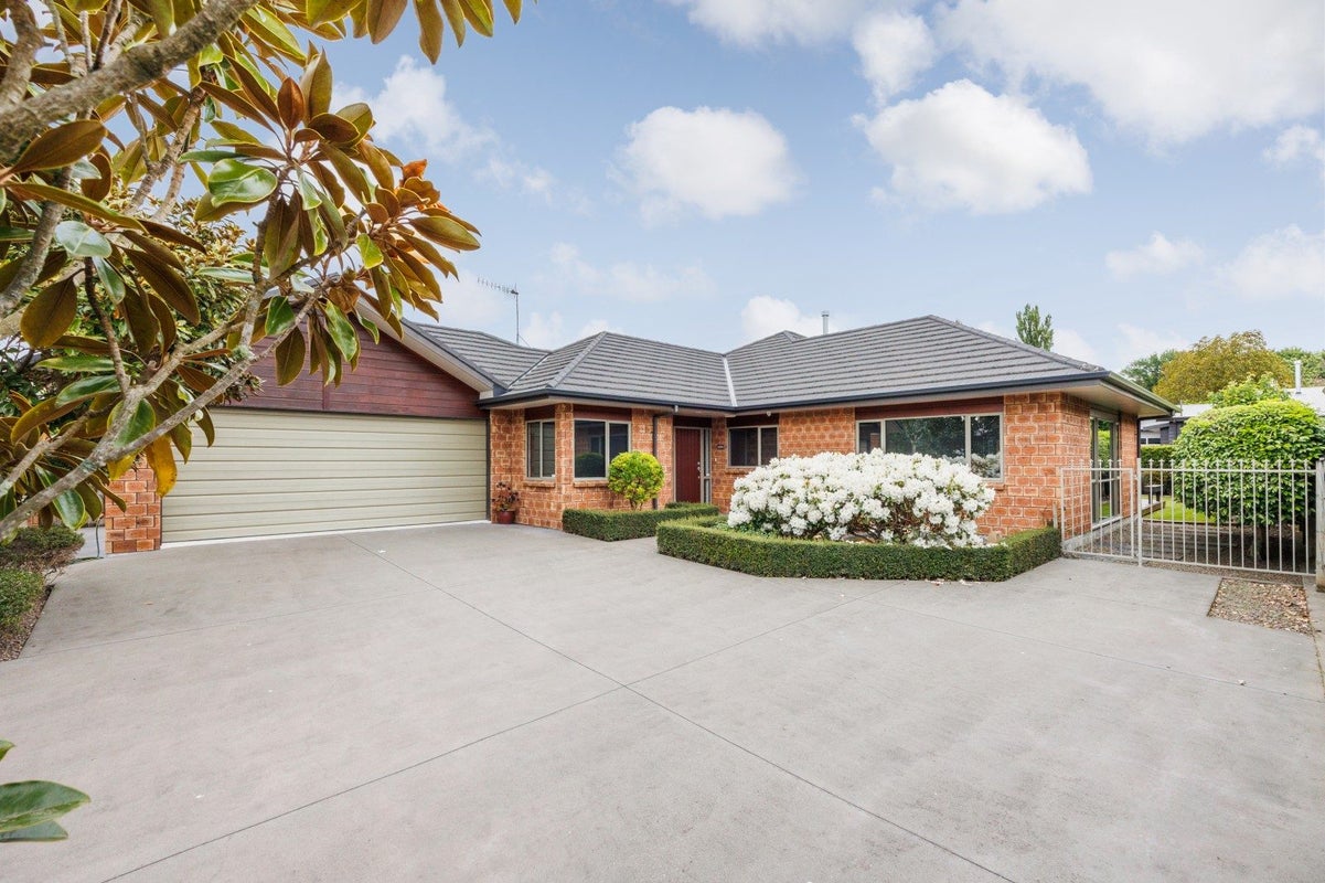 512 Albert Street, Hokowhitu, Palmerston North - Carousel 1
