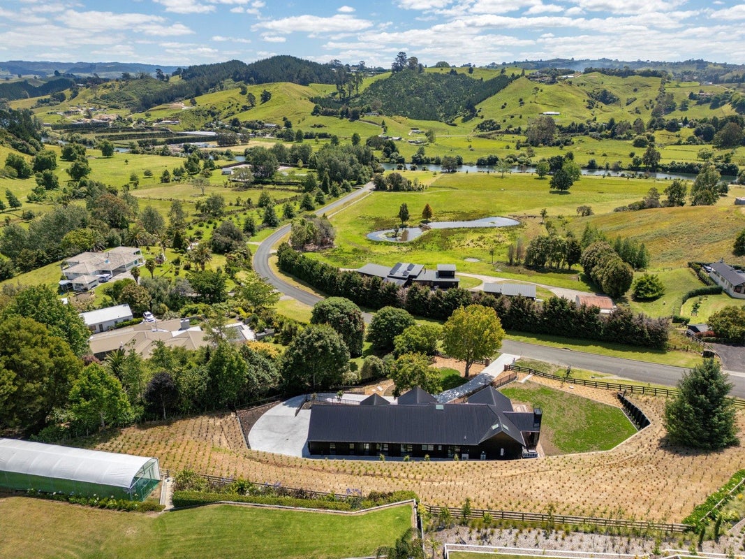 63 Miles Lane, Tauriko, Tauranga - Carousel 2