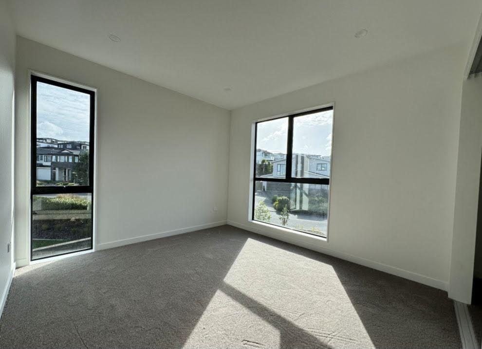 1 Tawatawa Street, Long Bay, Auckland - Carousel 2