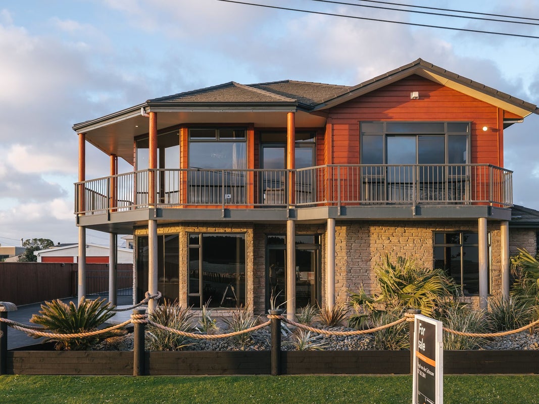 49 Hartley Street, Foxton Beach, Foxton - Carousel 1