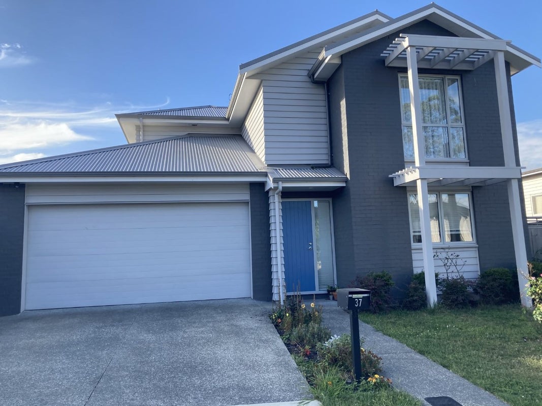 37 Mettam Drive, Swanson, Auckland - Carousel 1