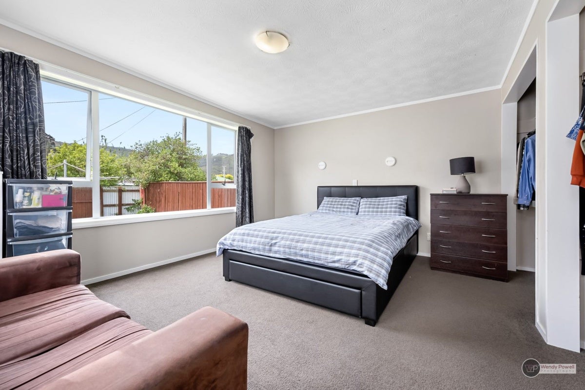 82 Hewer Crescent, Naenae, Lower Hutt - Carousel 19