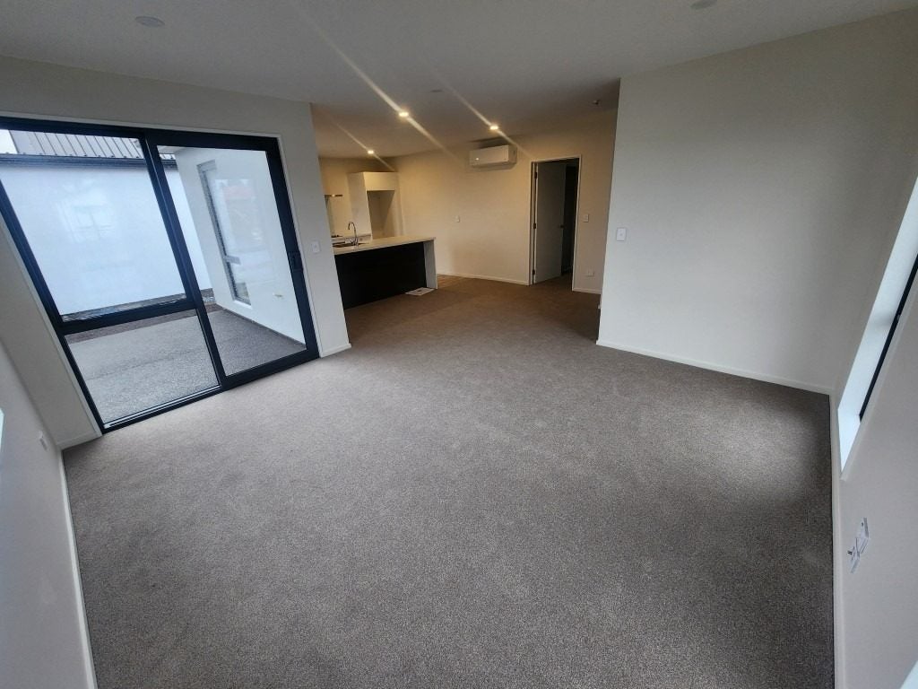 14 Clontarf Lane, Belfast, Christchurch - Carousel 2