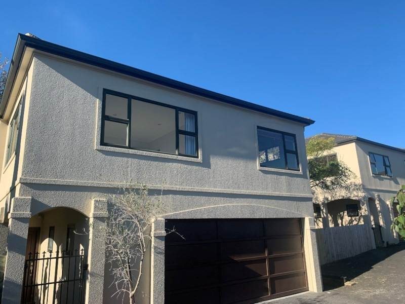1/7 Fifeshire Street, Belmont, Auckland - Carousel 1