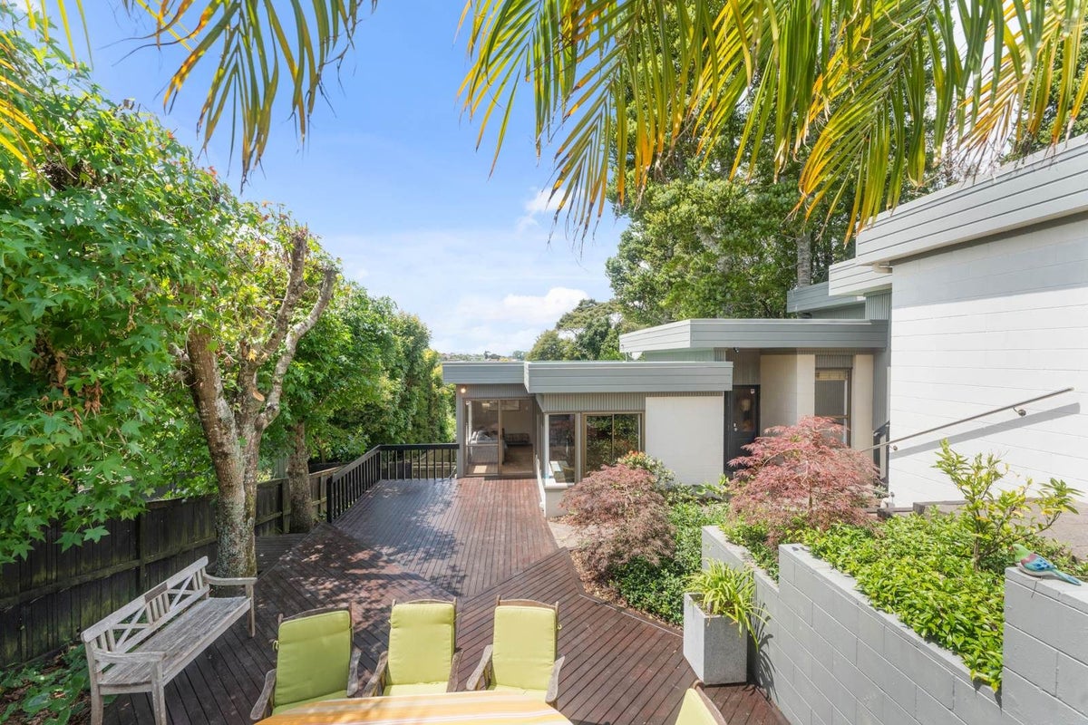 8 Harper Street, Chatswood, North Shore City, Auckland - Carousel 2