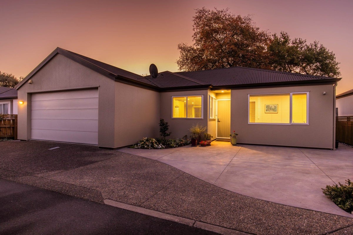 8C Centennial Road, Tahunanui, Nelson - Carousel 18
