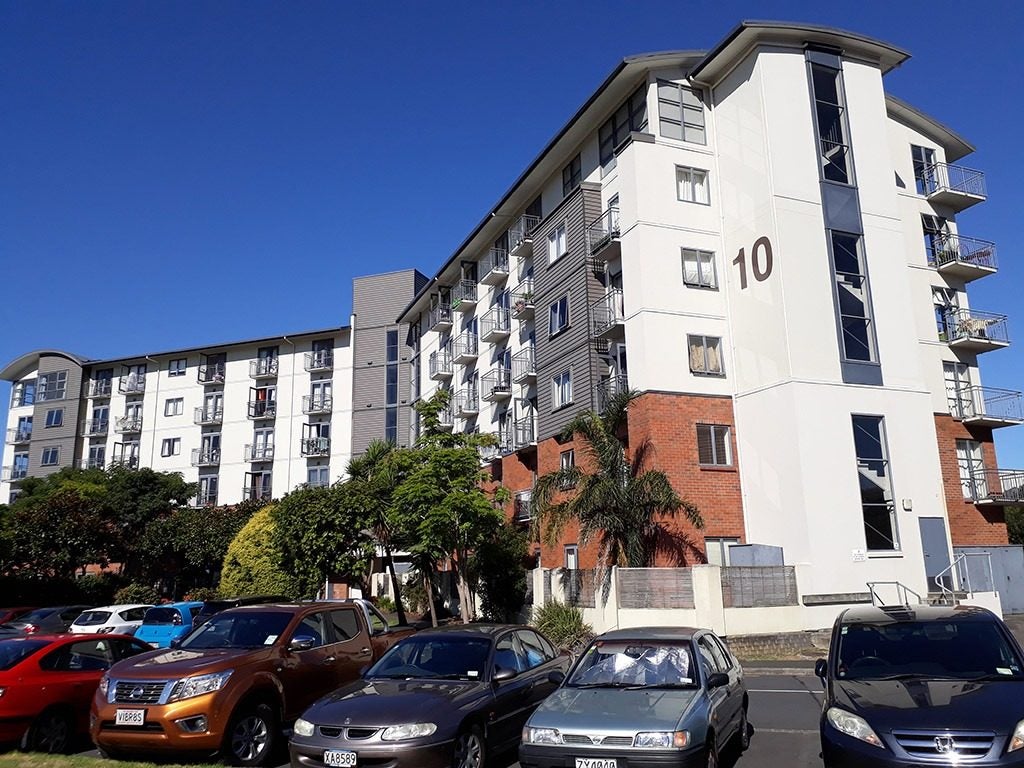 10C Crown Lynn Place, New Lynn, Auckland - Carousel 2