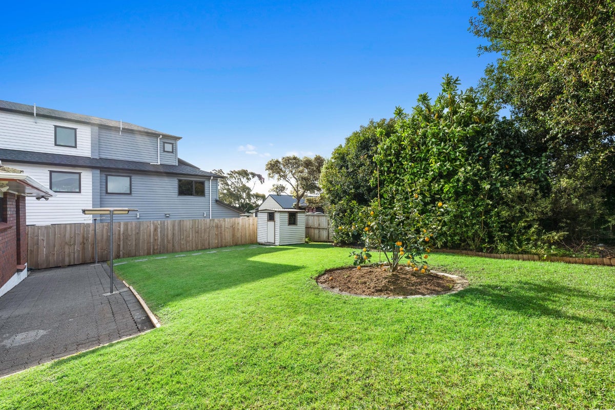 31 Cromdale Avenue, Highland Park, Auckland - Carousel 31