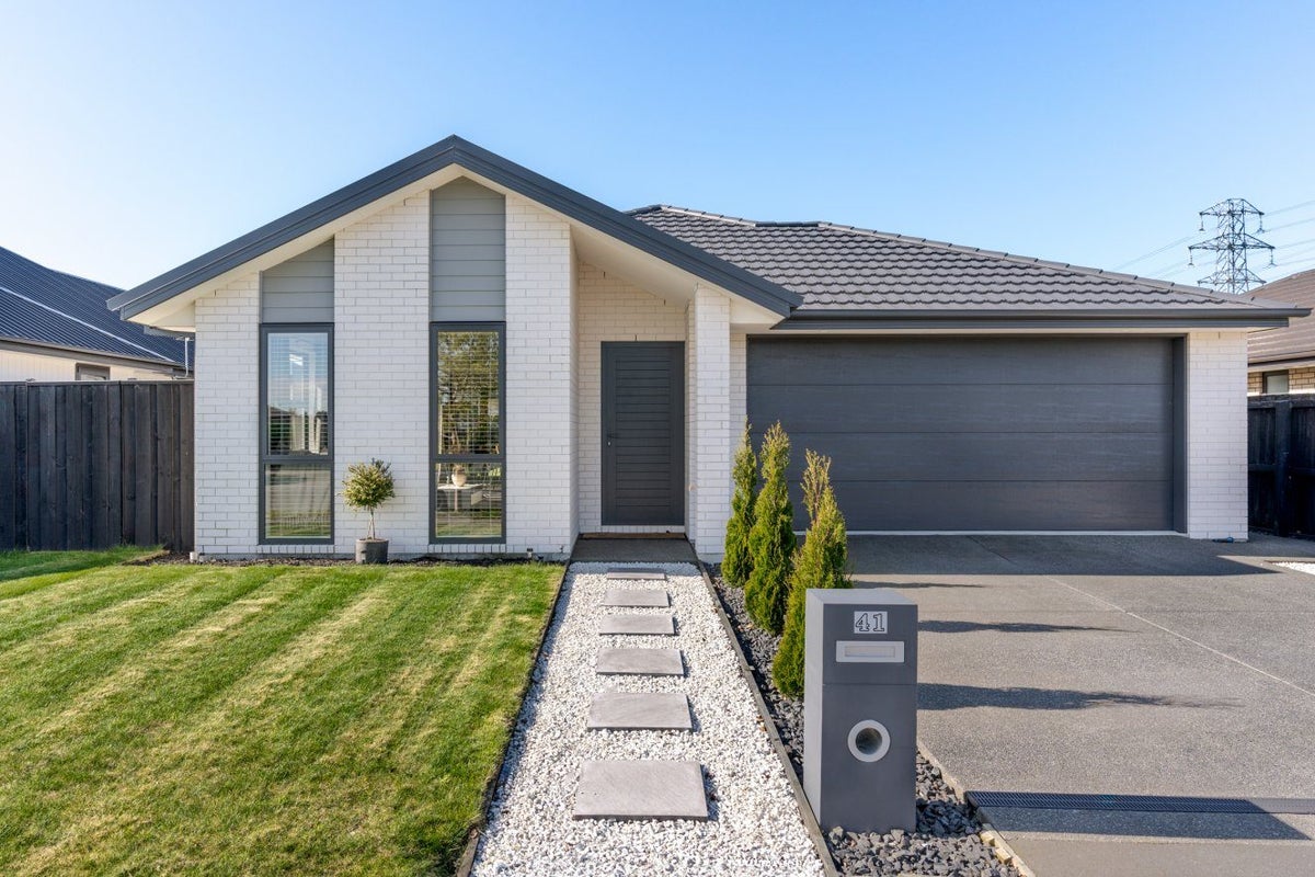 41 Rannoch Drive, Yaldhurst, Christchurch - Carousel 1