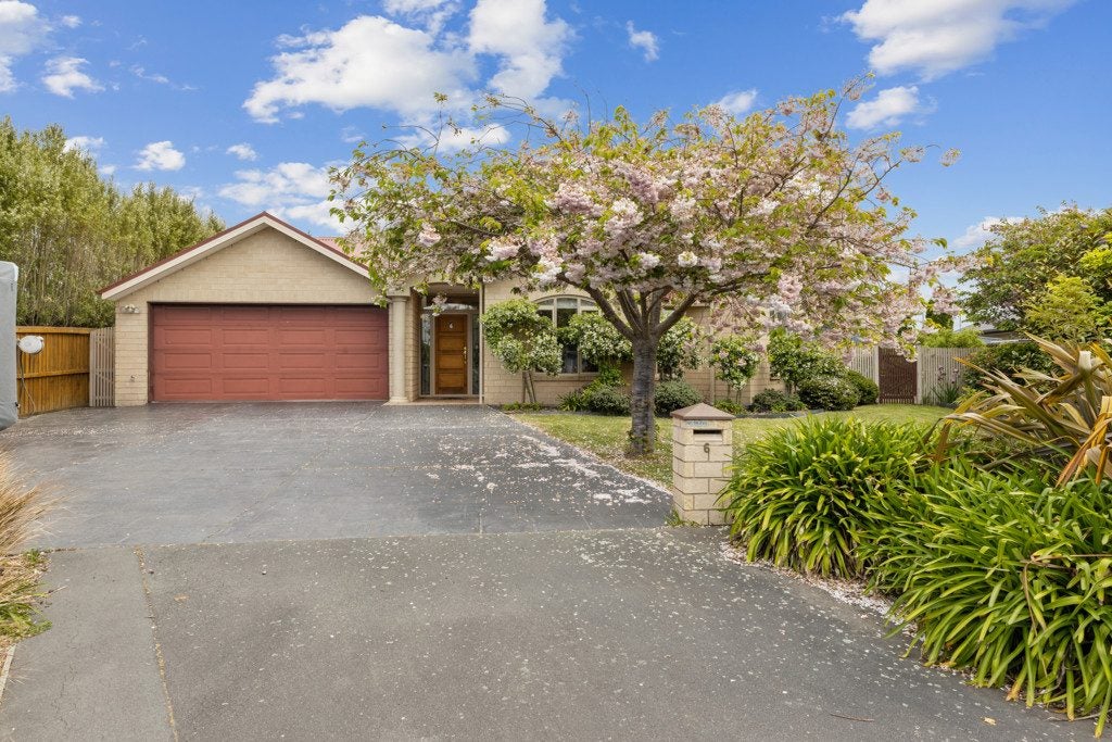 6 Nautilus Place, Spencerville, Christchurch - Carousel 1