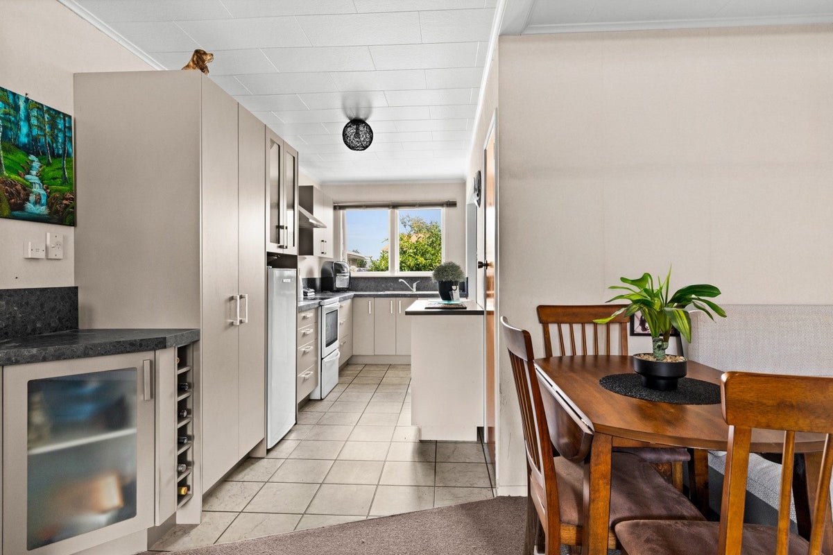 2/503 Maraekakaho Road, Camberley, Hastings - Carousel 2