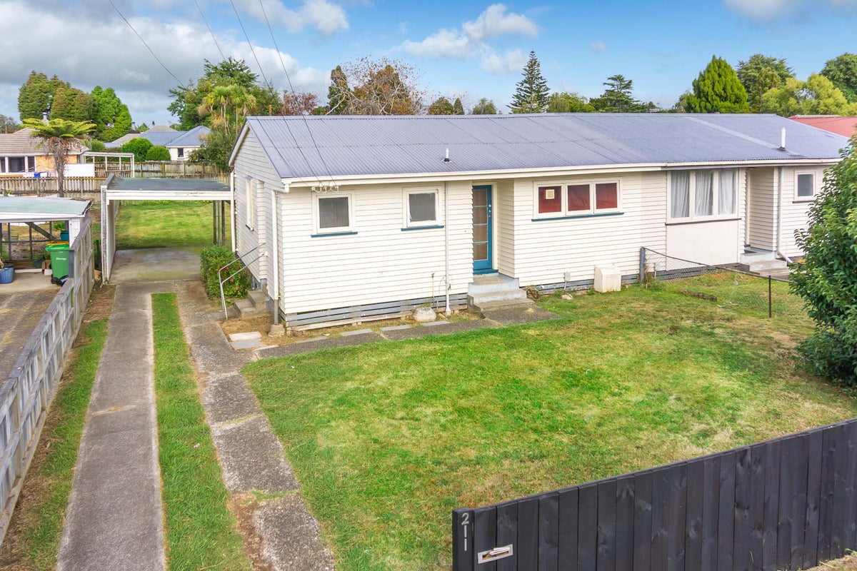 211 Tramway Road, Enderley, Hamilton - Carousel 2