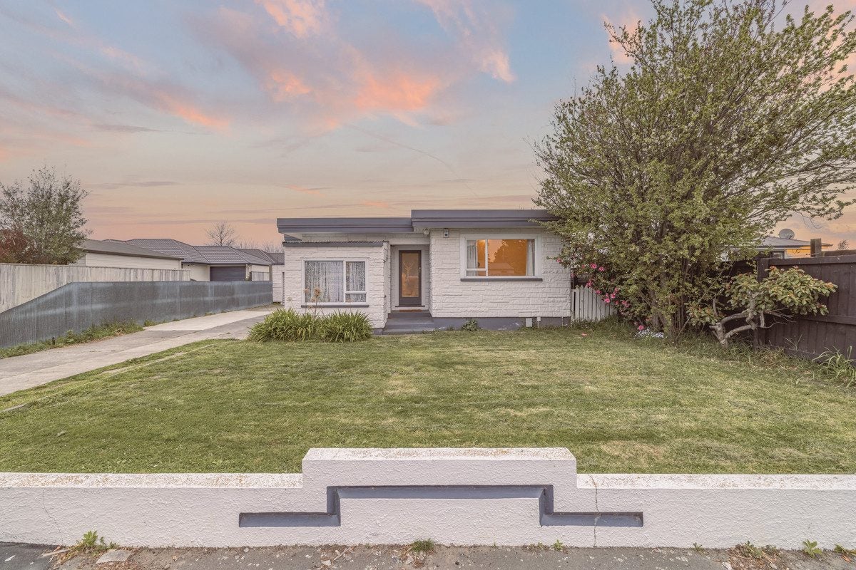 216 Wainoni Road, Avondale, Christchurch - Carousel 1