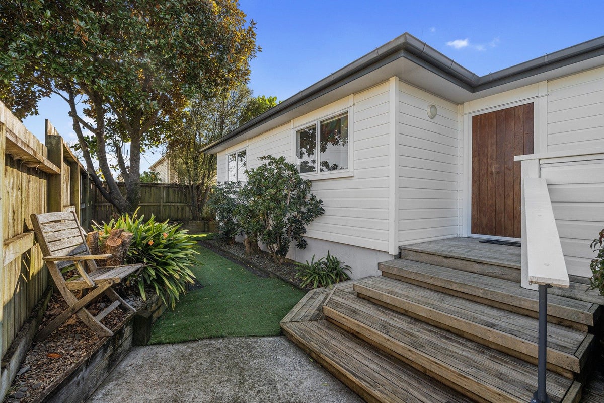 13 Kent Street, Gate Pa, Tauranga - Carousel 2