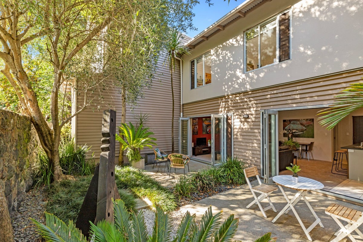 26A St Lukes Road, Mount Albert, Auckland - Carousel 1