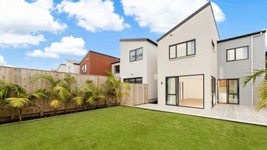 33 Coast Garden Drive, Hobsonville, Auckland - Carousel 1