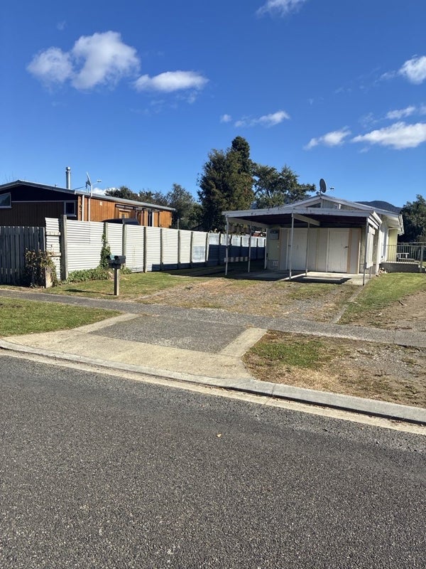 38a Raukura Street, Turangi, Taupo, Waikato - Carousel 1