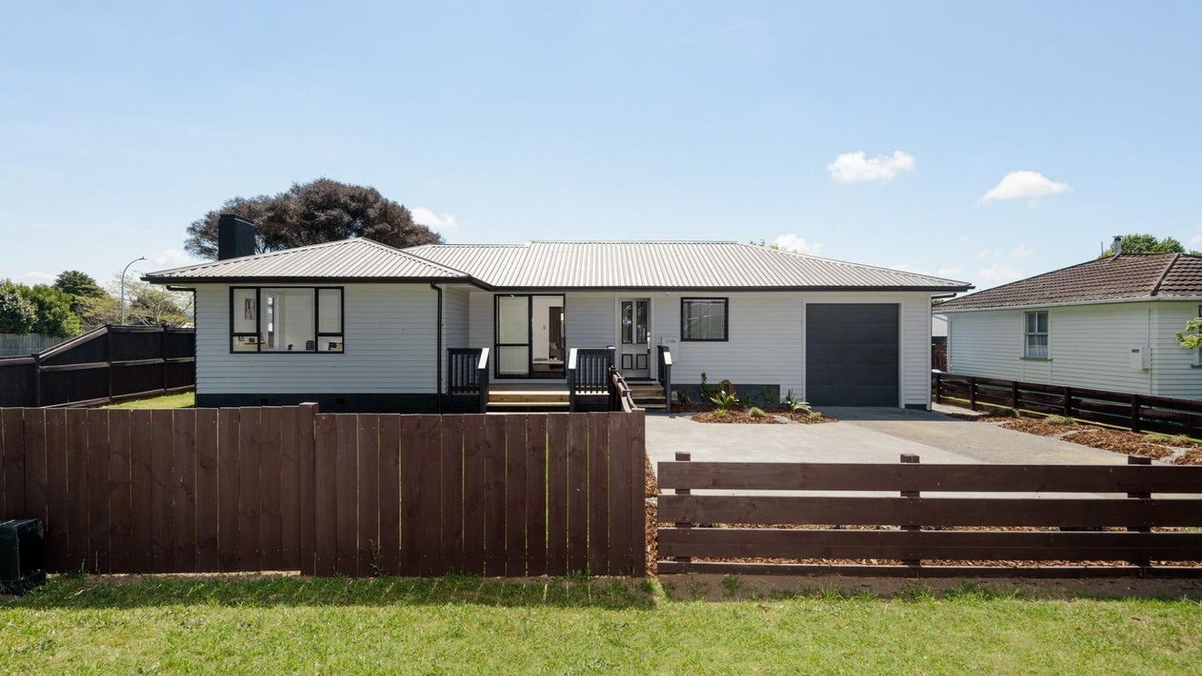 25 Lisbon Street, Greerton, Tauranga - Carousel 1