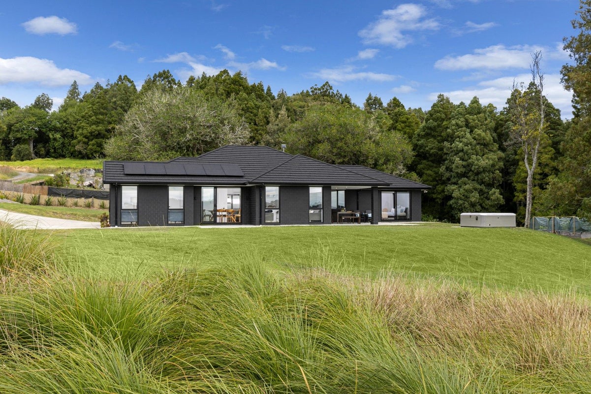131 Bodhisattva Road, Waitoki, Silverdale - Carousel 1