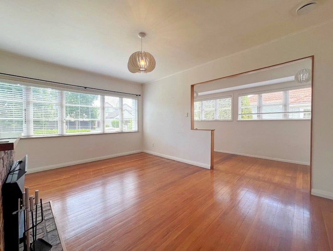 55 Jellicoe Drive, Hamilton East, Hamilton - Carousel 2