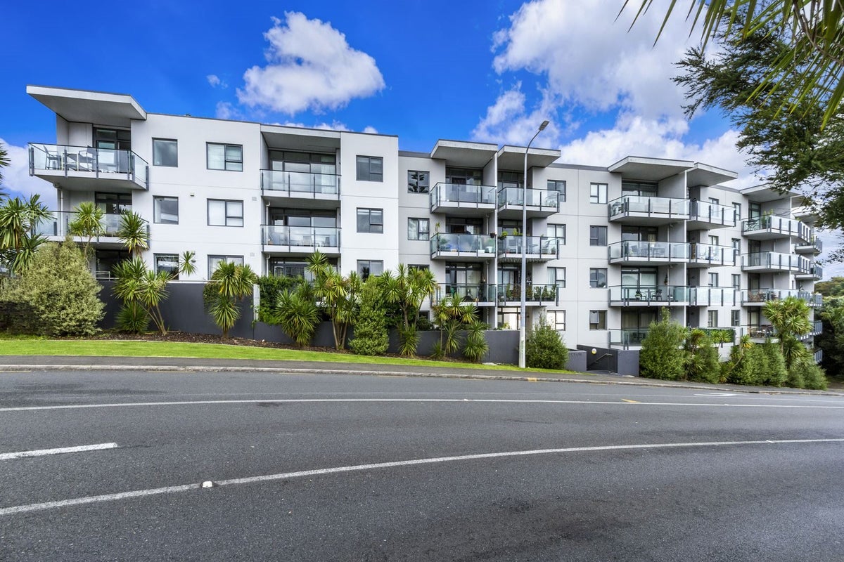 2G/6 Piwakawaka Street, Eden Terrace, Auckland - Carousel 17