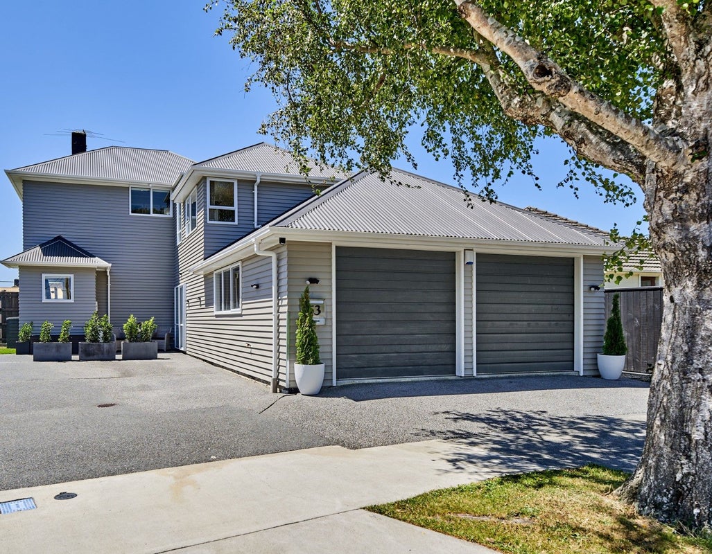 63 Gordon Street, Avalon, Lower Hutt - Carousel 1