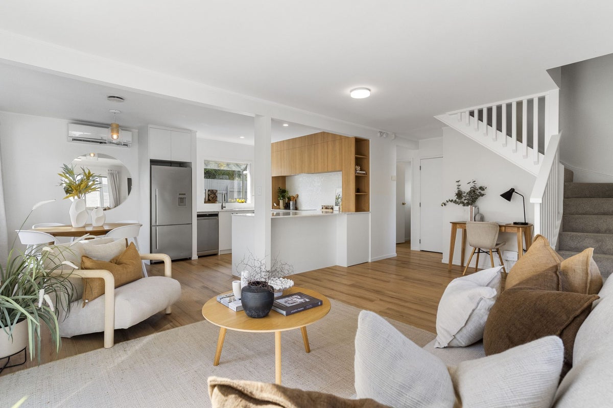 51A Fir Street, Waterview, Auckland - Carousel 2
