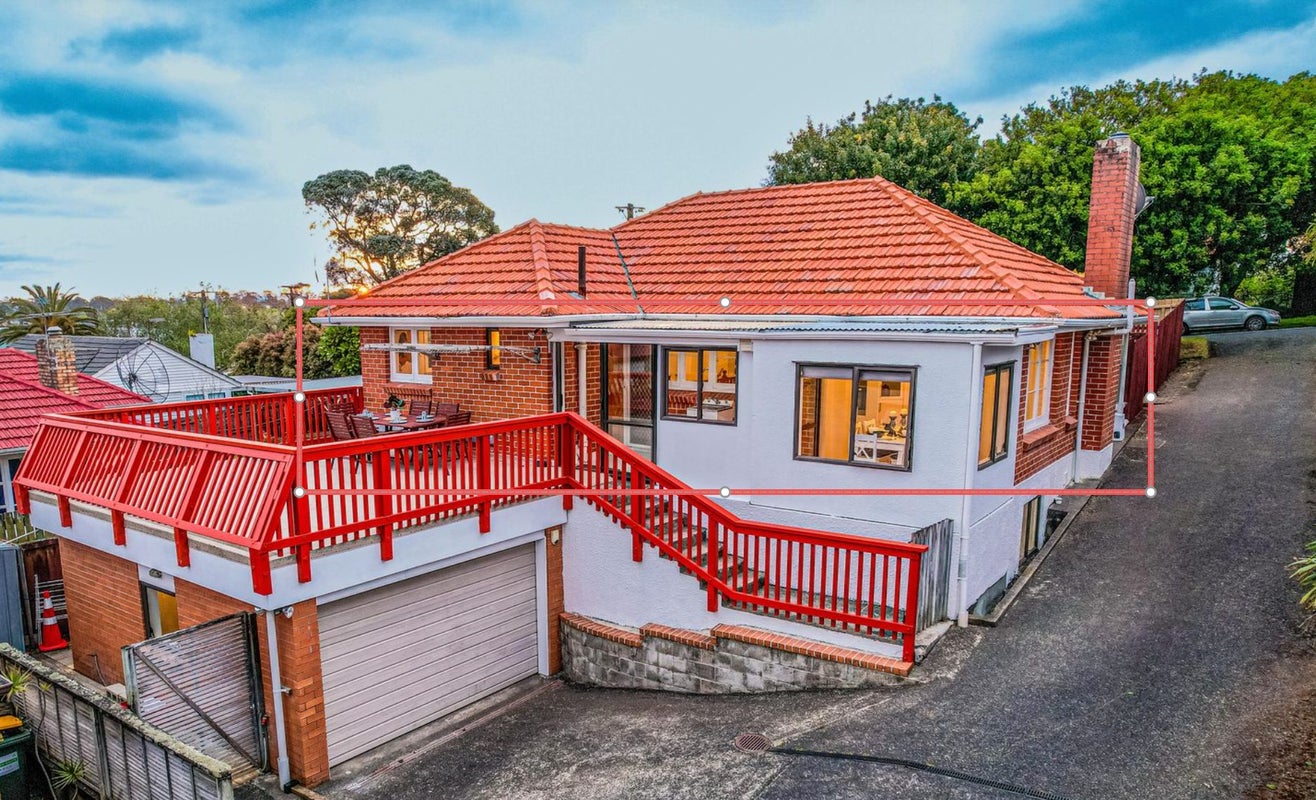 34 Dornwell Road, Mount Roskill, Auckland - Carousel 1