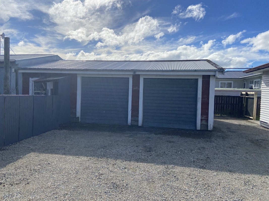 21 Endcliffe Road, Kaiti, Gisborne - Carousel 10