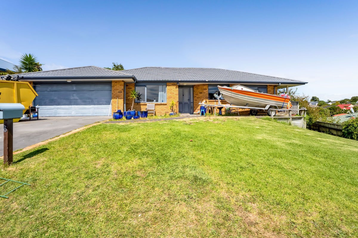 8 Horizon Heights, Whalers Gate, New Plymouth - Carousel 21
