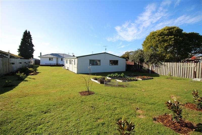 4 Grayson Avenue, Mangakakahi, Rotorua - Carousel 6