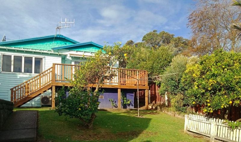 18 Selwyn Road, Hospital Hill, Napier - Carousel 1