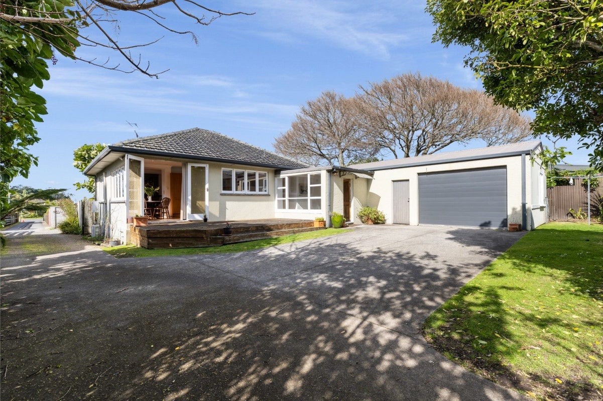 276 Otumoetai Road, Otumoetai, Tauranga - Carousel 1