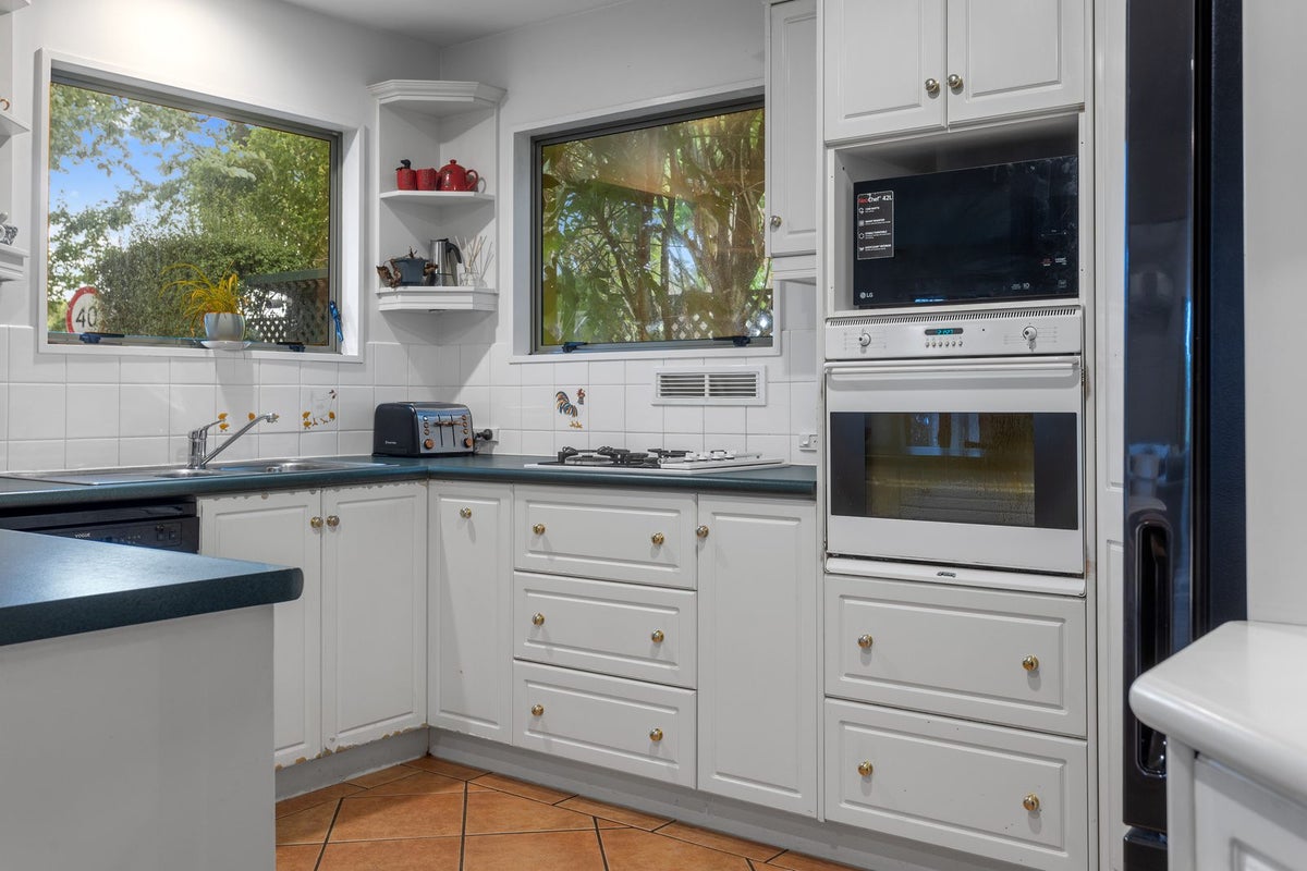 124 Springfield Road, St Albans, Christchurch - Carousel 2