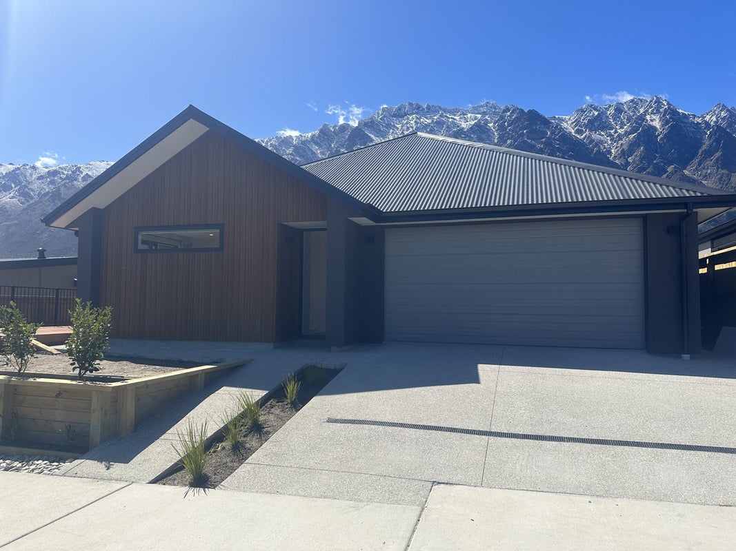 77 Drysdale Road, Jacks Point, Queenstown - Carousel 19