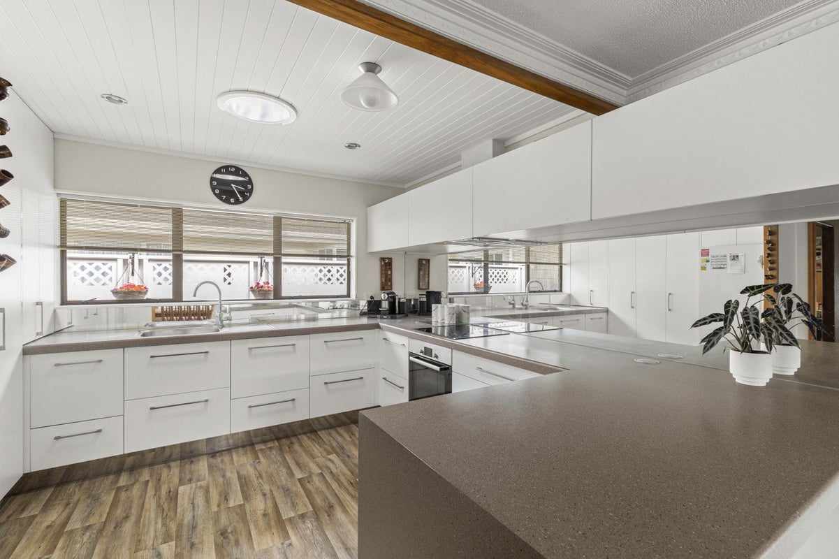 9 Norman Street, Lower Vogeltown, New Plymouth - Carousel 2