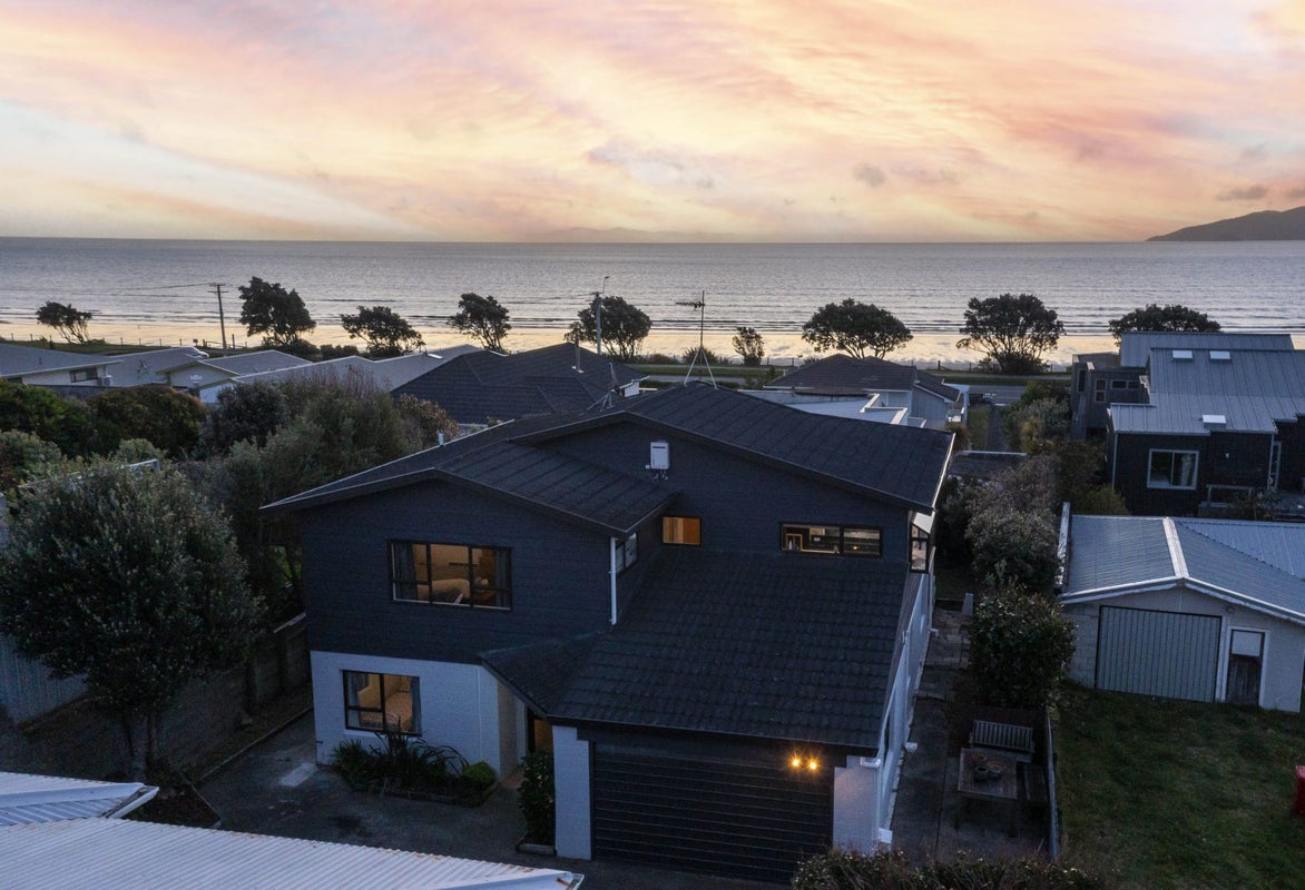 124 Seaview Road, Paraparaumu Beach, Paraparaumu - Carousel 2