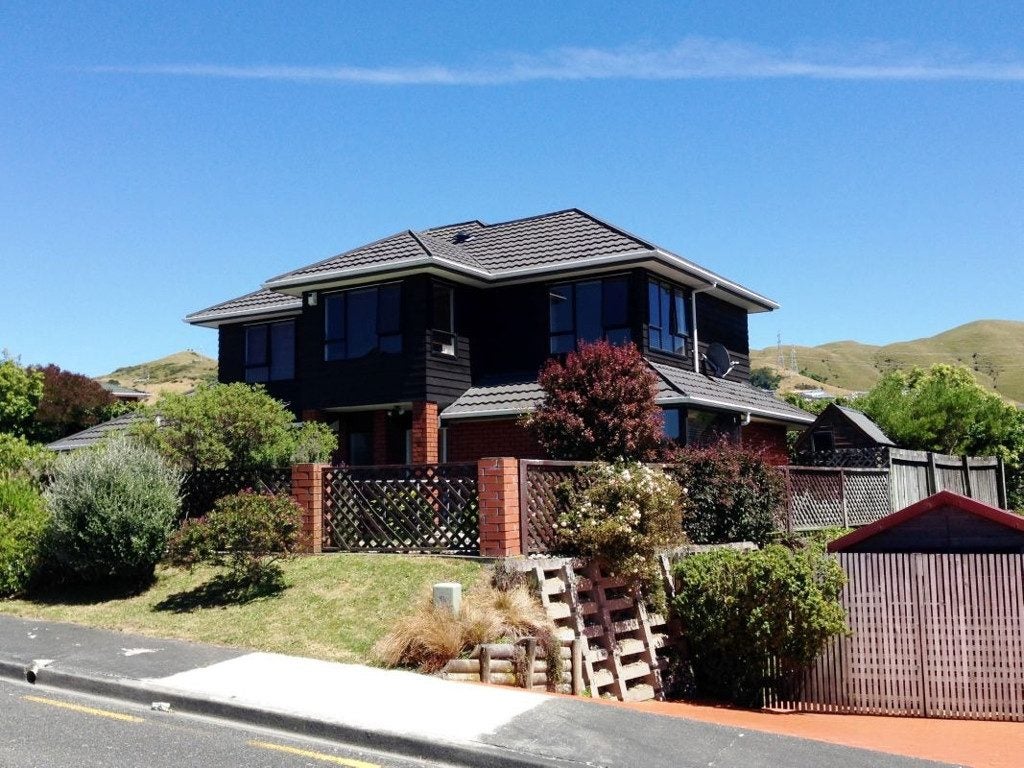 6 Maywood Grove, Churton Park, Wellington - Carousel 2
