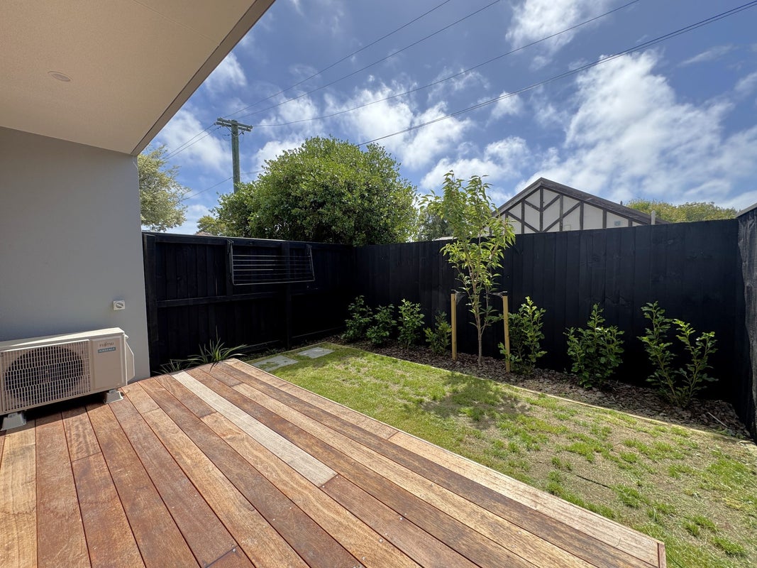 4/13 Goldsmith Place, Waltham, Christchurch - Carousel 14