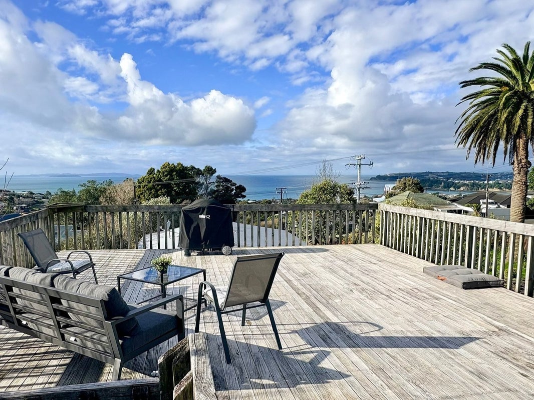 467 Whangaparaoa Road, Stanmore Bay, Whangaparaoa - Carousel 1